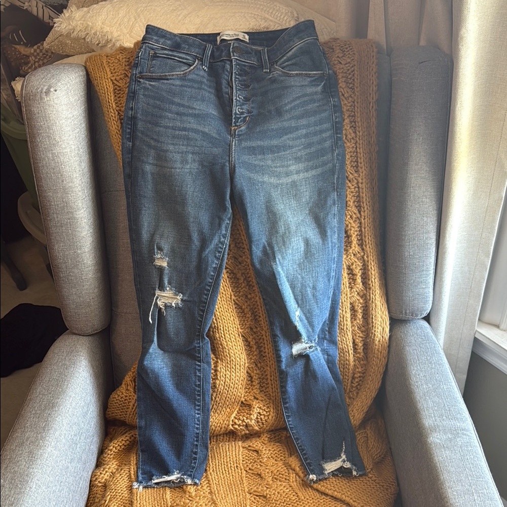 Abercrombie & Fitch Dark Blue Distressed Skinny Jeans